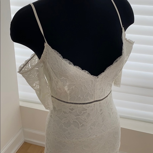 Beautiful Guess Cocktail Lace Dress Size S - Picture 2 of 5